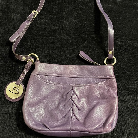 🎉MAJOR BUNDLE - 3 B. Makowsky purses (Navy Blue NOT included) - Picture 7 of 8